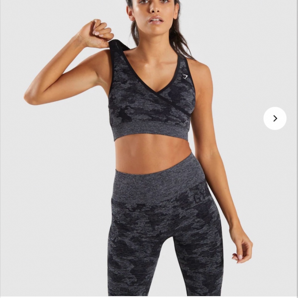 GYMSHARK DARK GREY CAMO MATCHING SET - SIZE SMALL